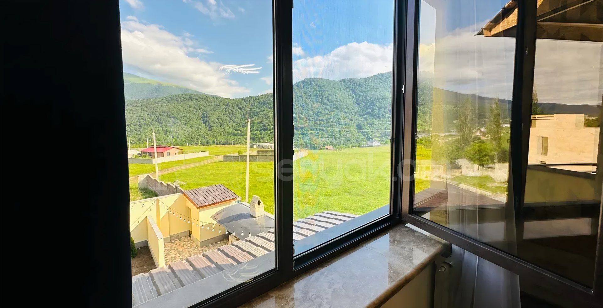 5 Սենյականոց Նորակառույց Շքեղ Առանձնատուն, 200քմ, Լողավազանով