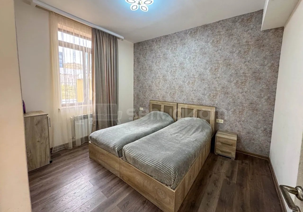 5 Սենյականոց Նորակառույց Շքեղ Առանձնատուն, 200քմ, Լողավազանով