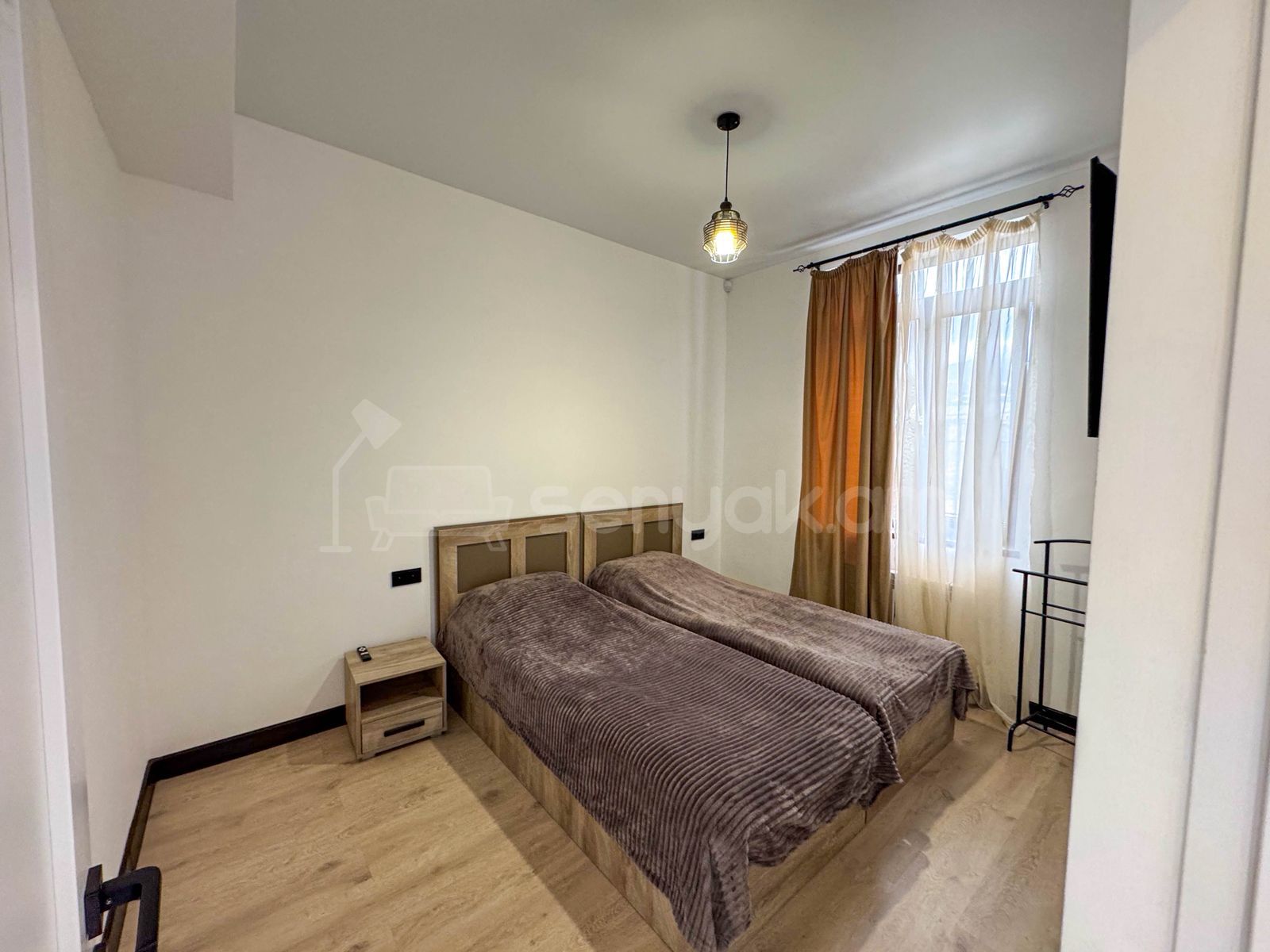 5 Սենյականոց Շքեղ Առանձնատուն, 250քմ, Լողավազանով