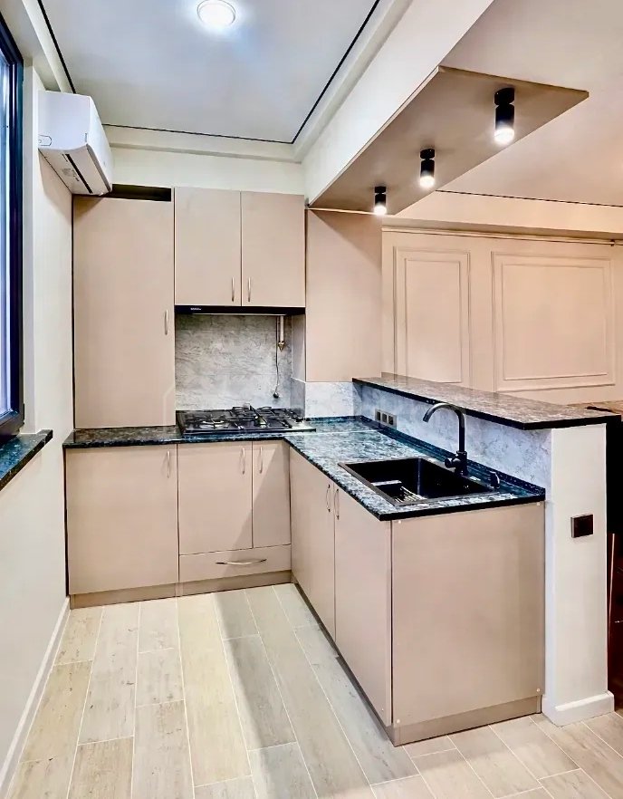 2 Սենյականոց Բնակարան, 43քմ, 8/9 հարկ, Կապիտալ Վերանորոգված