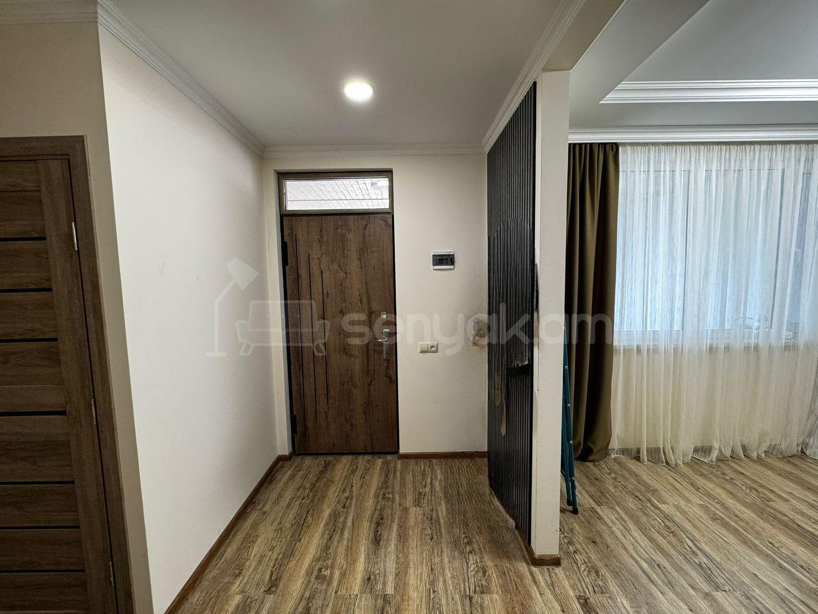 2 Սենյականոց Սեփական Տուն, 116քմ, Կապիտալ Վերանորոգված