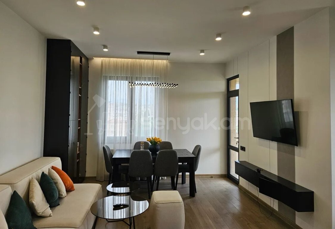 3 Սենյականոց Բնակարան Նորակառույցում, 82քմ, 8/14 հարկ, Դիզայներական Վերանորոգված