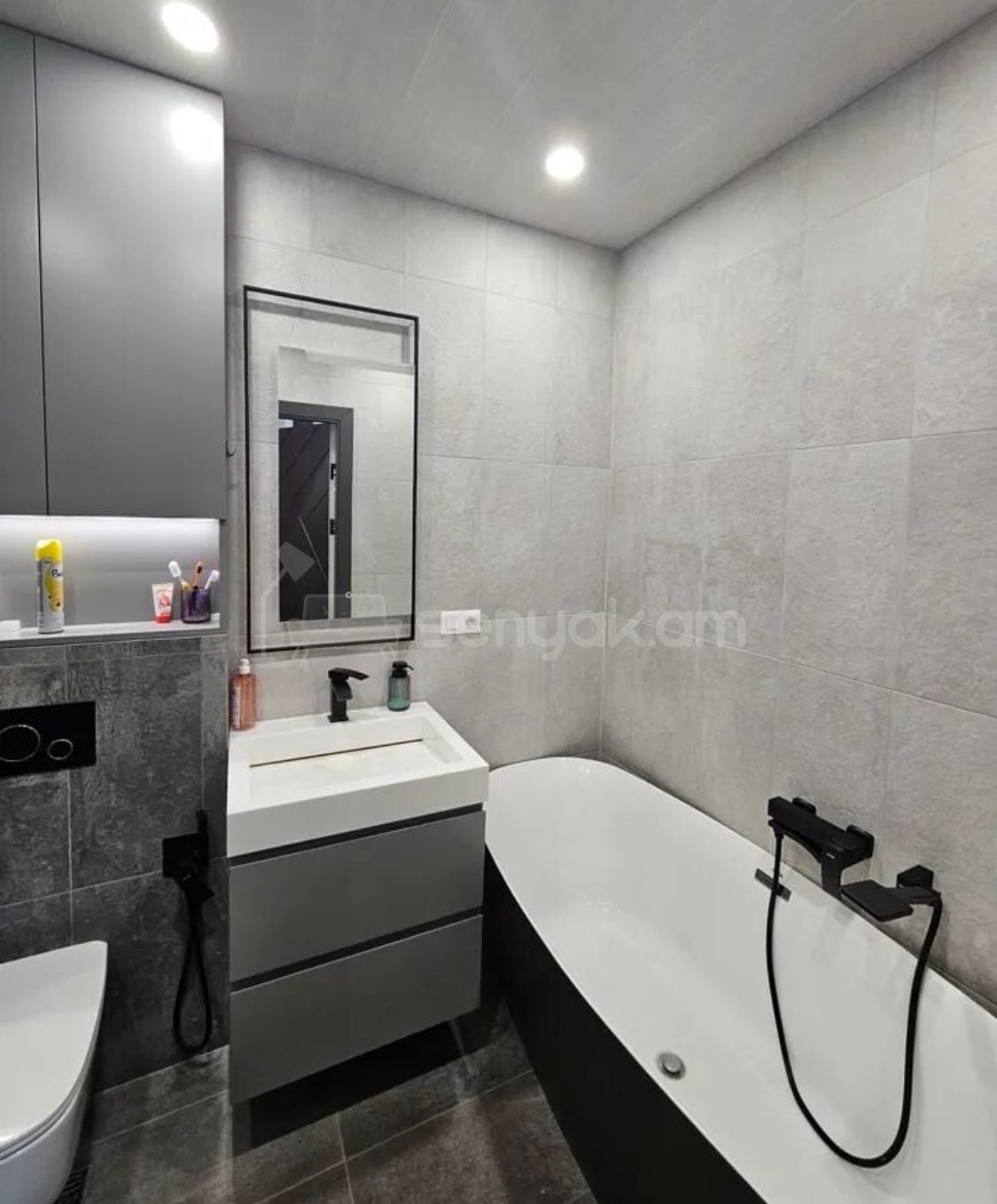 3 Սենյականոց Բնակարան Նորակառույցում, 82քմ, 8/14 հարկ, Դիզայներական Վերանորոգված