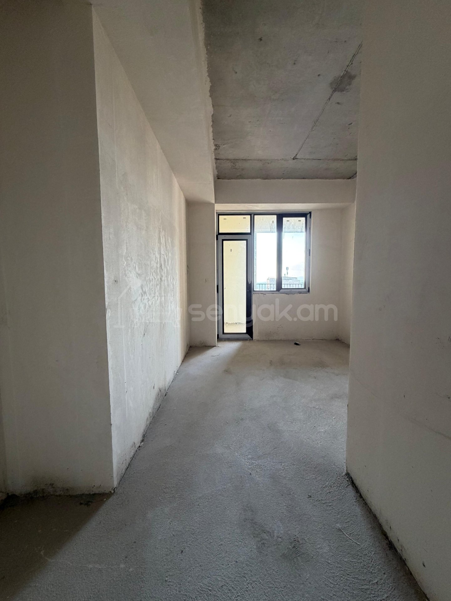 3 Սենյականոց Բնակարան Նորակառույցում, 96քմ, 9/14 հարկ, Զրոյական Վիճակում