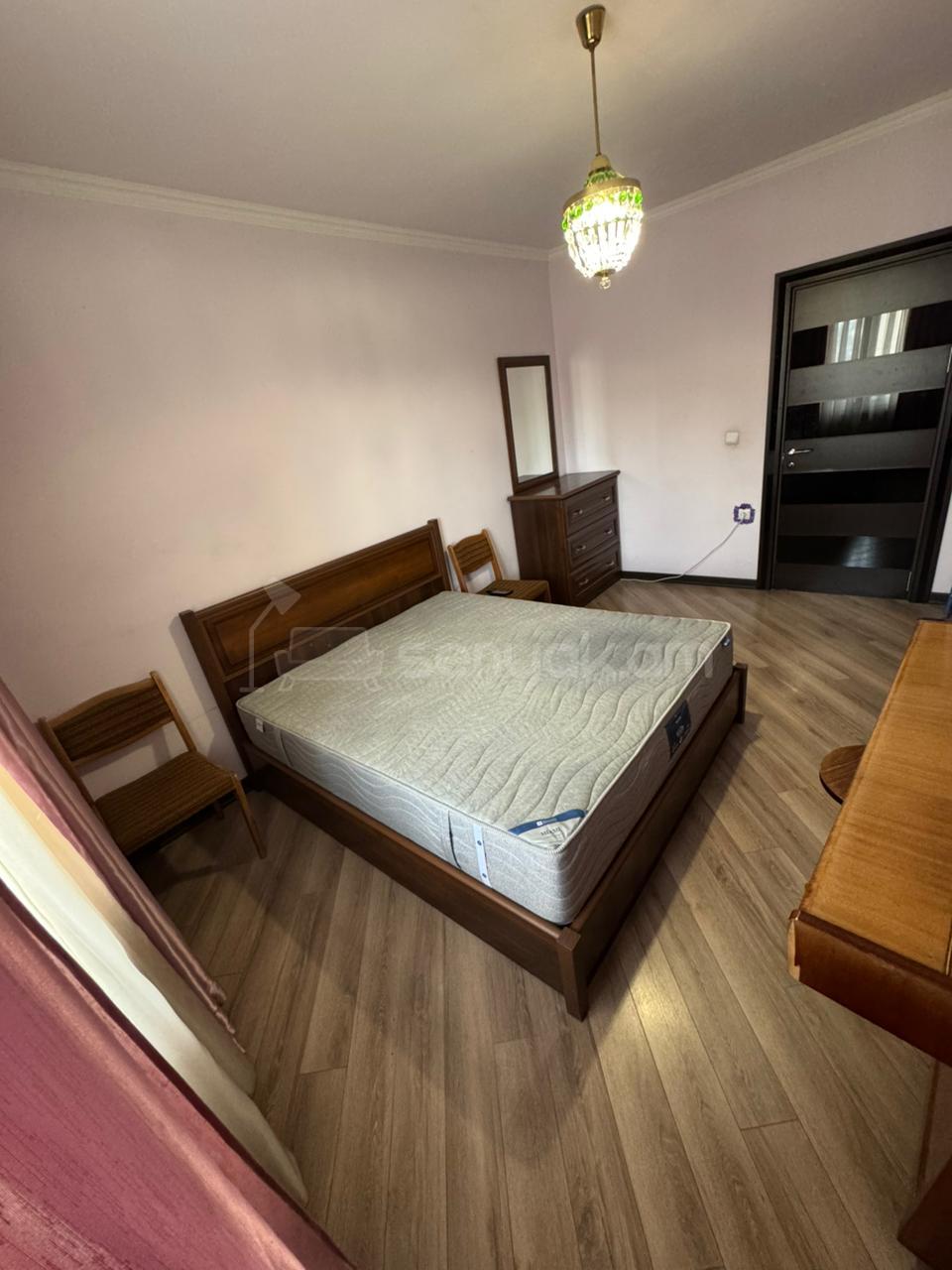 2 Սենյականոց Բնակարան, 83քմ, 8/9 հարկ, Կապիտալ Վերանորոգված, Կահավորված, Արևկող