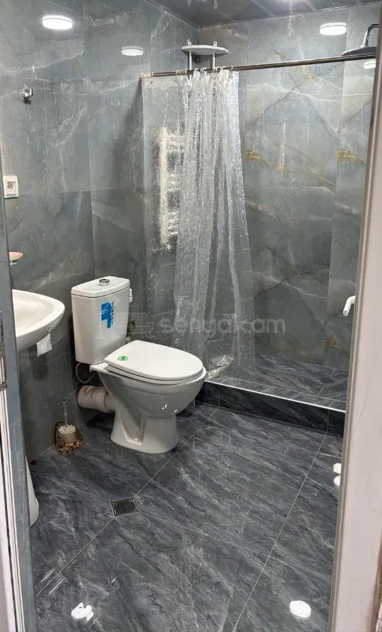 2 Սենյականոց Բնակարան, 50քմ, 7/12 հարկ, Նորմալ Վիճակում, Կահավորված