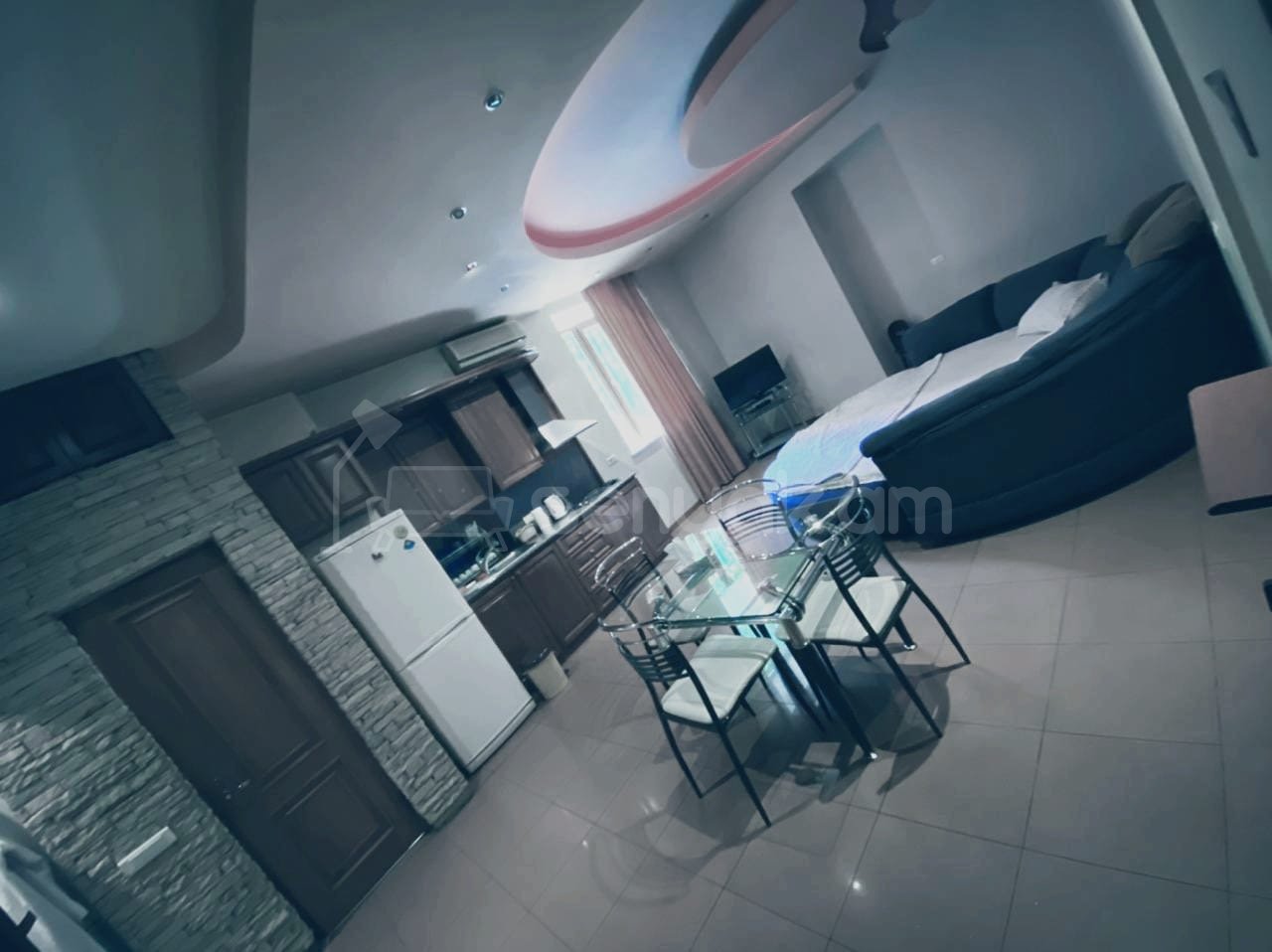 1 Սենյականոց Բնակարան, 42քմ, 1/5 հարկ, Դիզայներական Վերանորոգված