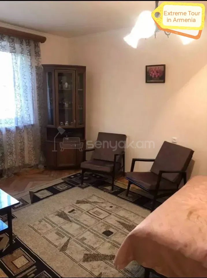 1 Սենյականոց Բնակարան Քարե Շենքում, 32քմ, 2/5 հարկ, Նորմալ Վիճակում, Կահավորված, Արևկող