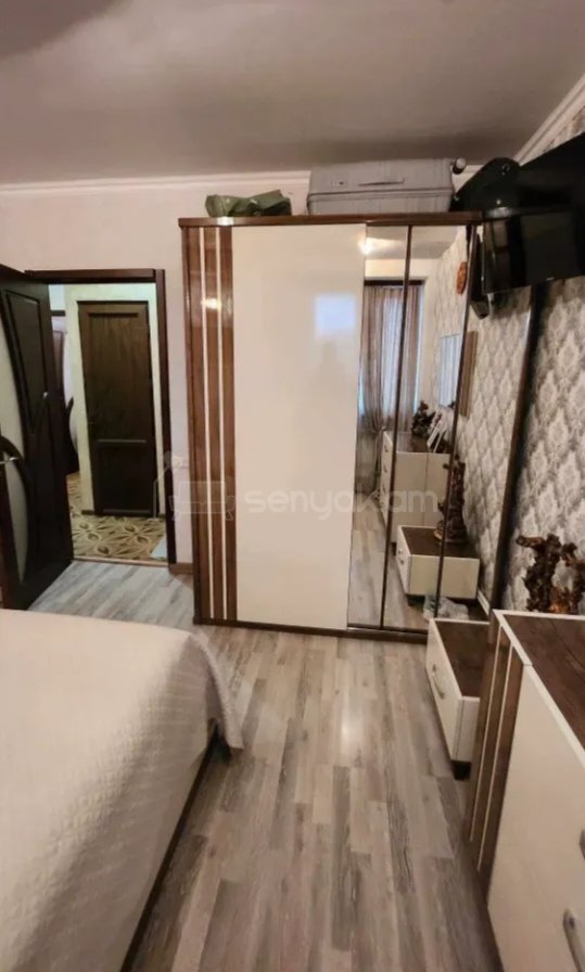 3 Սենյականոց Բնակարան, 80քմ, 6/9 հարկ, Նորմալ Վիճակում