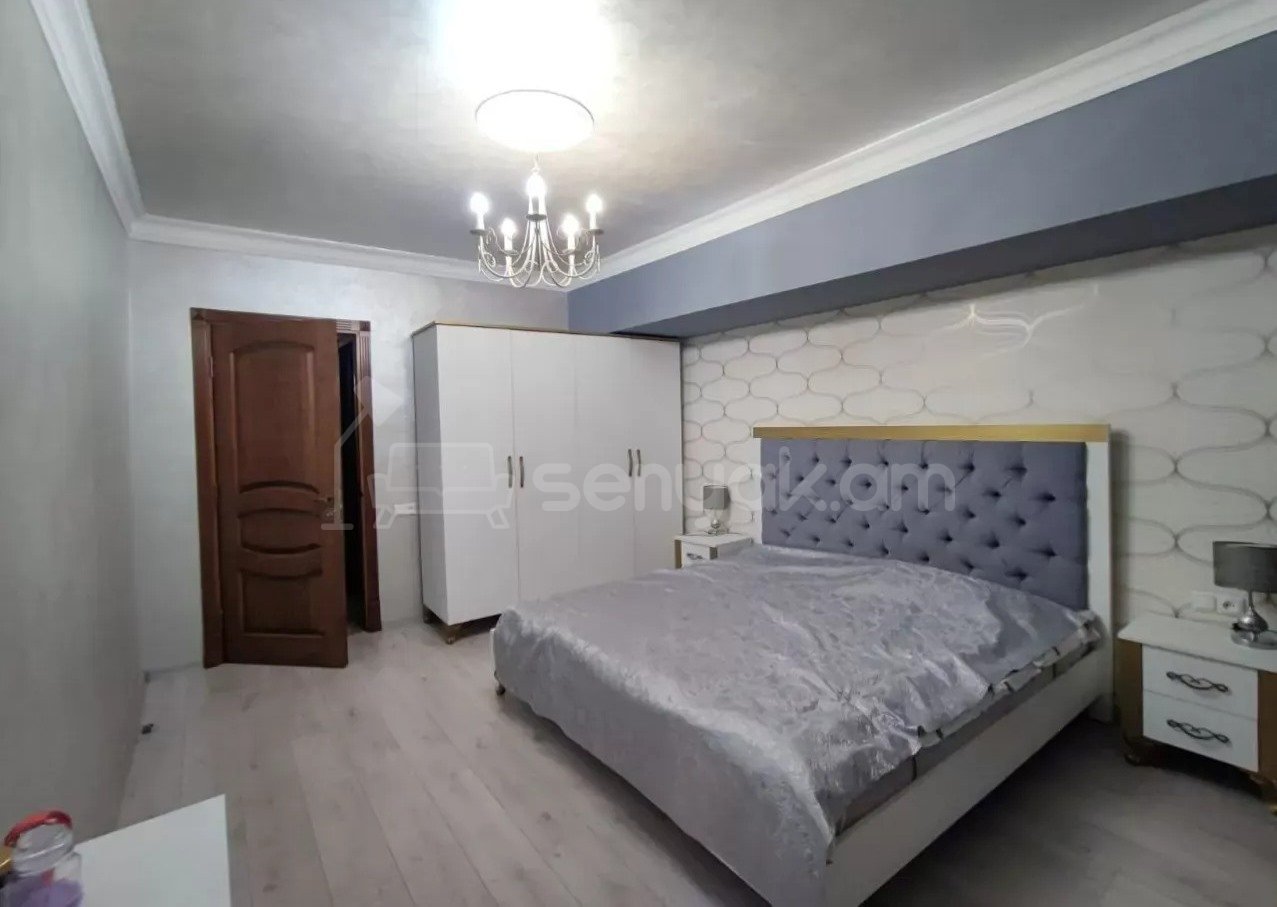 2 Սենյականոց Բնակարան, 80քմ, 4/9 հարկ, Կապիտալ Վերանորոգված, Կահավորված, Արևկող