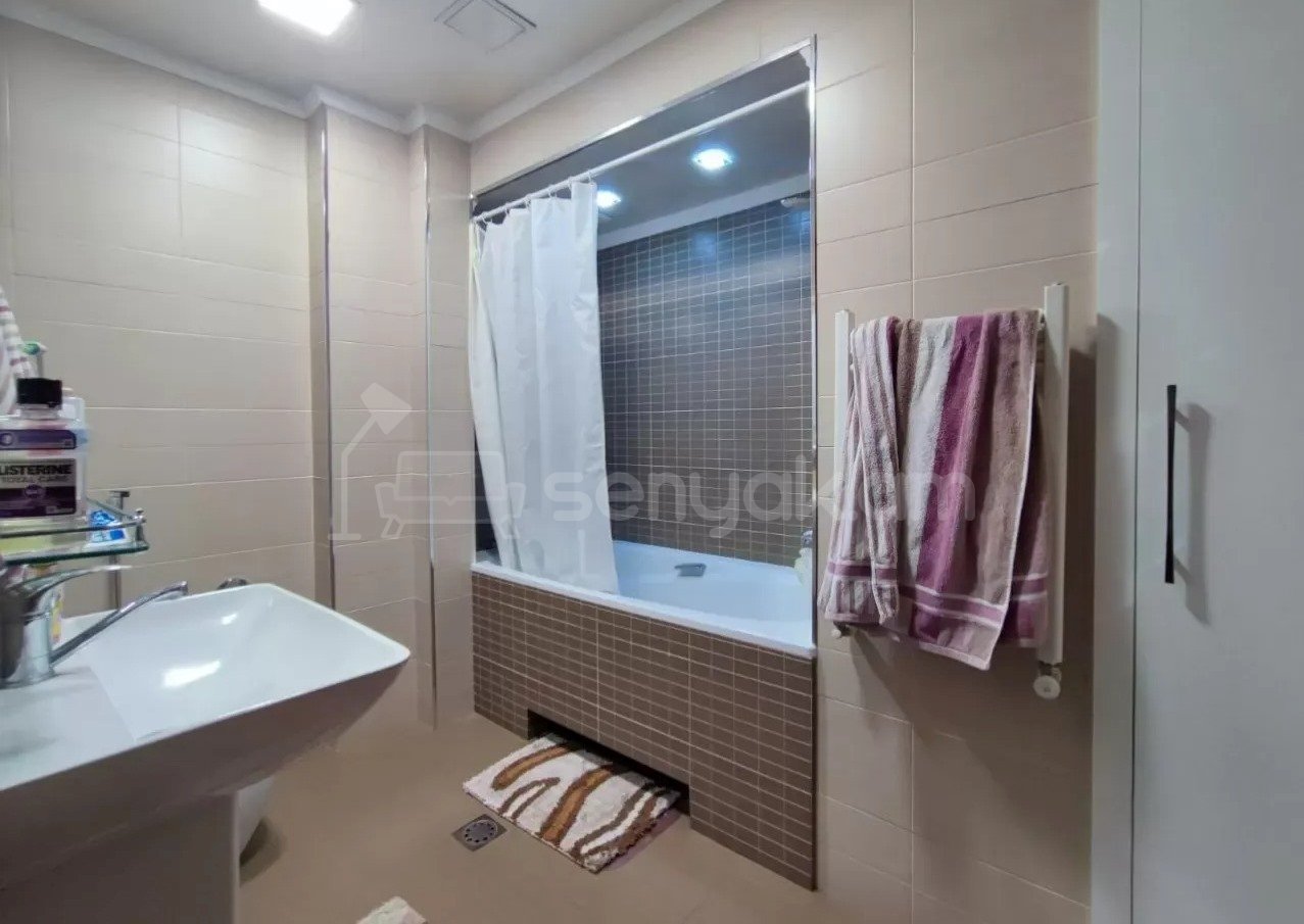 2 Սենյականոց Բնակարան, 80քմ, 4/9 հարկ, Կապիտալ Վերանորոգված, Կահավորված, Արևկող