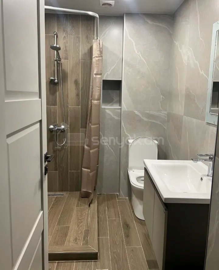 1 Սենյականոց Բնակարան Նորակառույցում, 39քմ, 3/4 հարկ, Կապիտալ Վերանորոգված