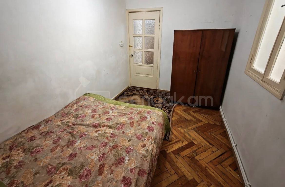 3 Սենյականոց Բնակարան Քարե Շենքում, 73քմ, 1/5 հարկ, Կապիտալ Վերանորոգված, Կահավորված, Արևկող