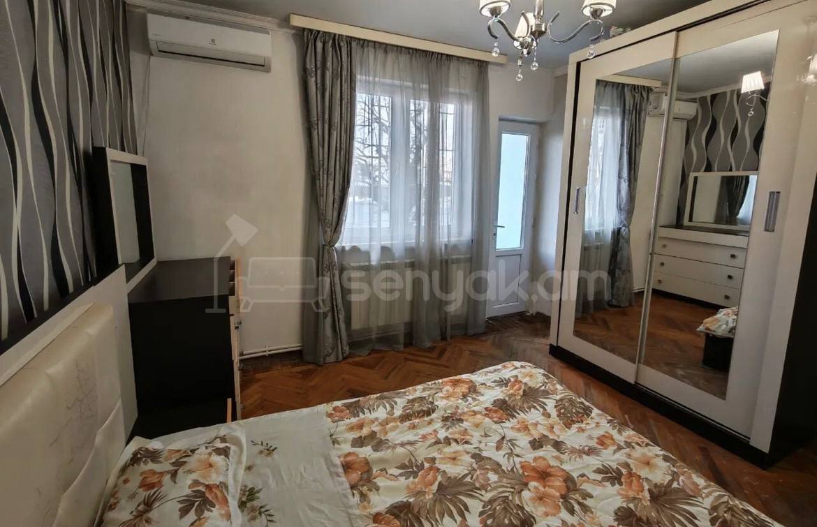 3 Սենյականոց Բնակարան Քարե Շենքում, 73քմ, 1/5 հարկ, Կապիտալ Վերանորոգված, Կահավորված, Արևկող