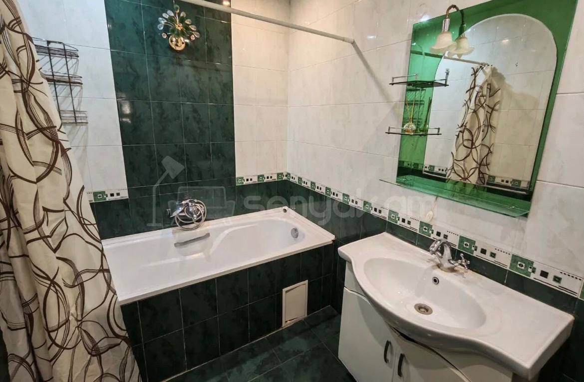 3 Սենյականոց Բնակարան Քարե Շենքում, 73քմ, 1/5 հարկ, Կապիտալ Վերանորոգված, Կահավորված, Արևկող