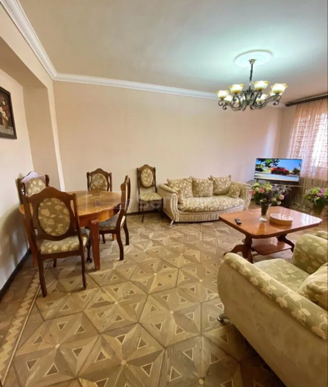 3 Սենյականոց Բնակարան, 80քմ, 5/9 հարկ, Նորմալ Վիճակում, Կահավորված