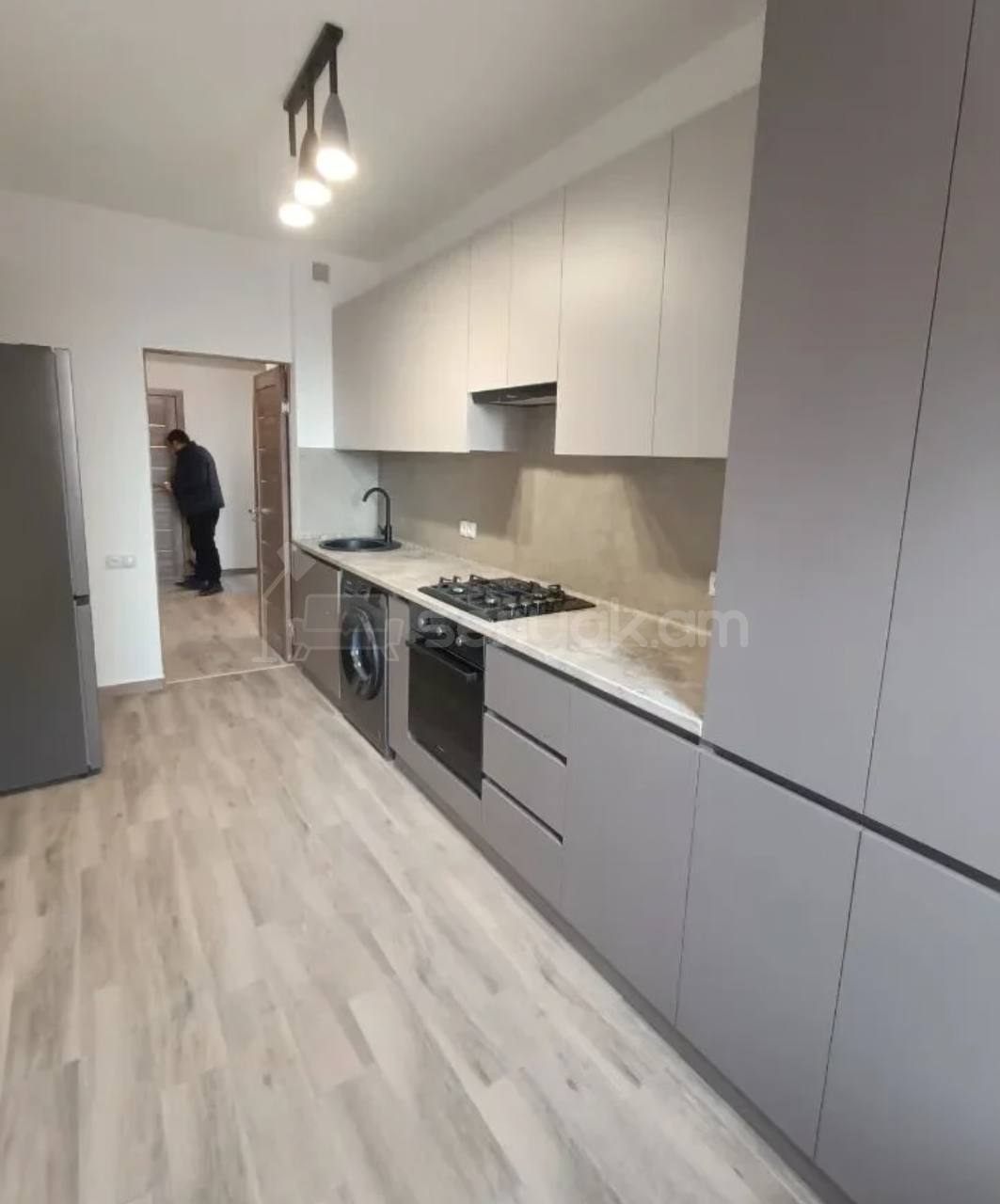 2 Սենյականոց Բնակարան, 68քմ, 10/14 հարկ, Կապիտալ Վերանորոգված, Կահավորված, Արևկող