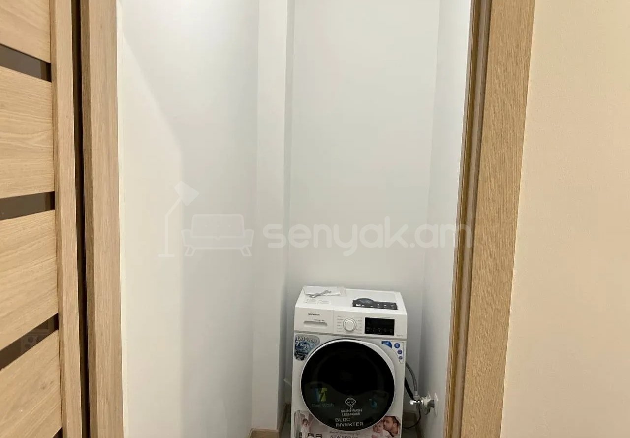 3 Սենյականոց Բնակարան Նորակառույցում, 109քմ, 4/13 հարկ, Կապիտալ Վերանորոգված