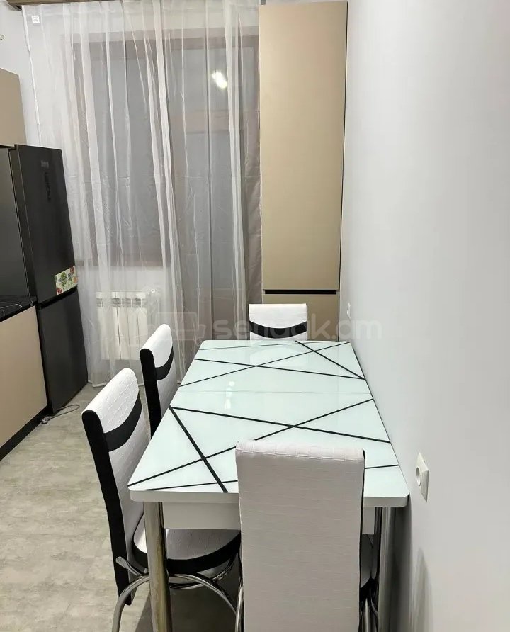 3 Սենյականոց Բնակարան Նորակառույցում, 109քմ, 4/13 հարկ, Կապիտալ Վերանորոգված