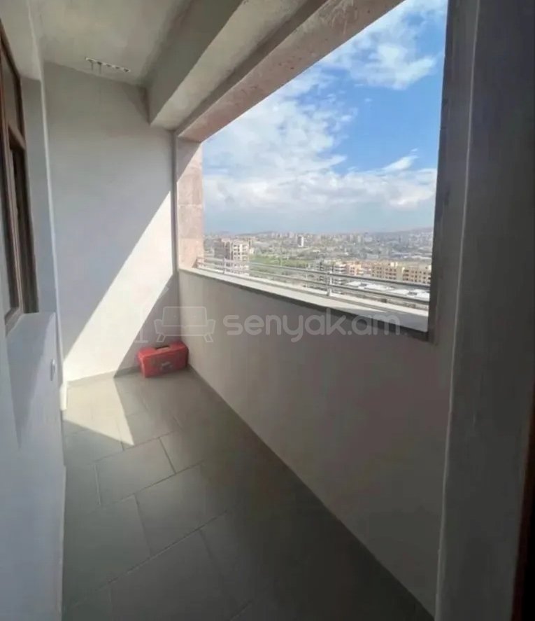 3 Սենյականոց Բնակարան Նորակառույցում, 102քմ, 10/13 հարկ, Կապիտալ Վերանորոգված