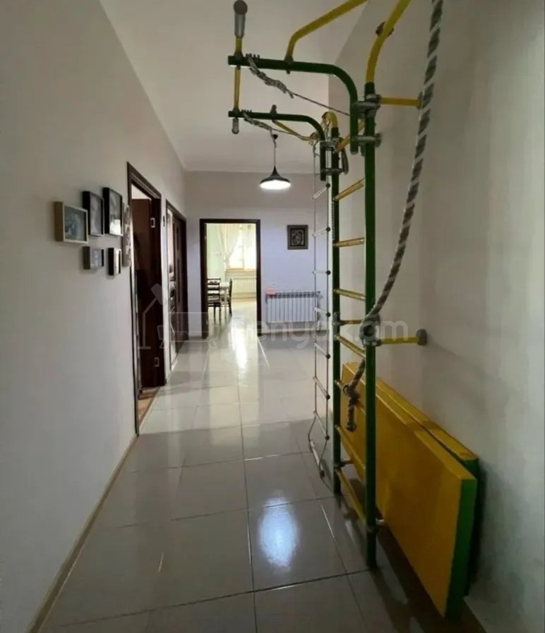 3 Սենյականոց Բնակարան Նորակառույցում, 102քմ, 10/13 հարկ, Կապիտալ Վերանորոգված