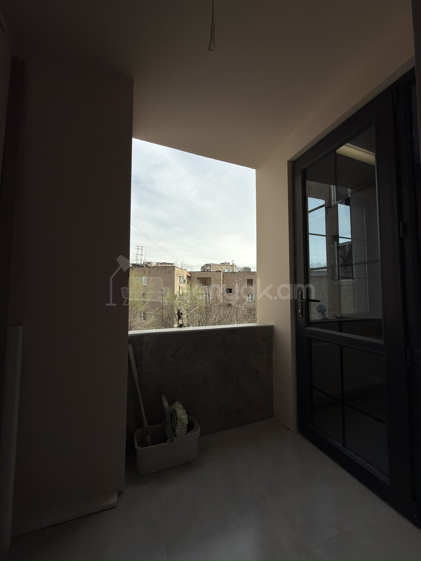 2 Սենյականոց Բնակարան Քարե Շենքում, 50քմ, 5/7 հարկ, Կապիտալ Վերանորոգված