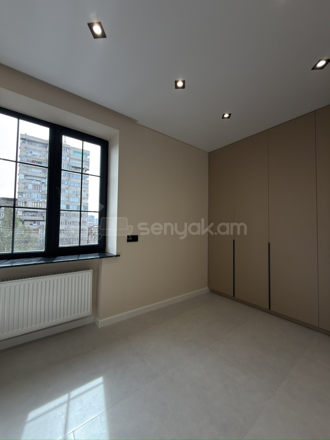 2 Սենյականոց Բնակարան Քարե Շենքում, 50քմ, 5/7 հարկ, Կապիտալ Վերանորոգված