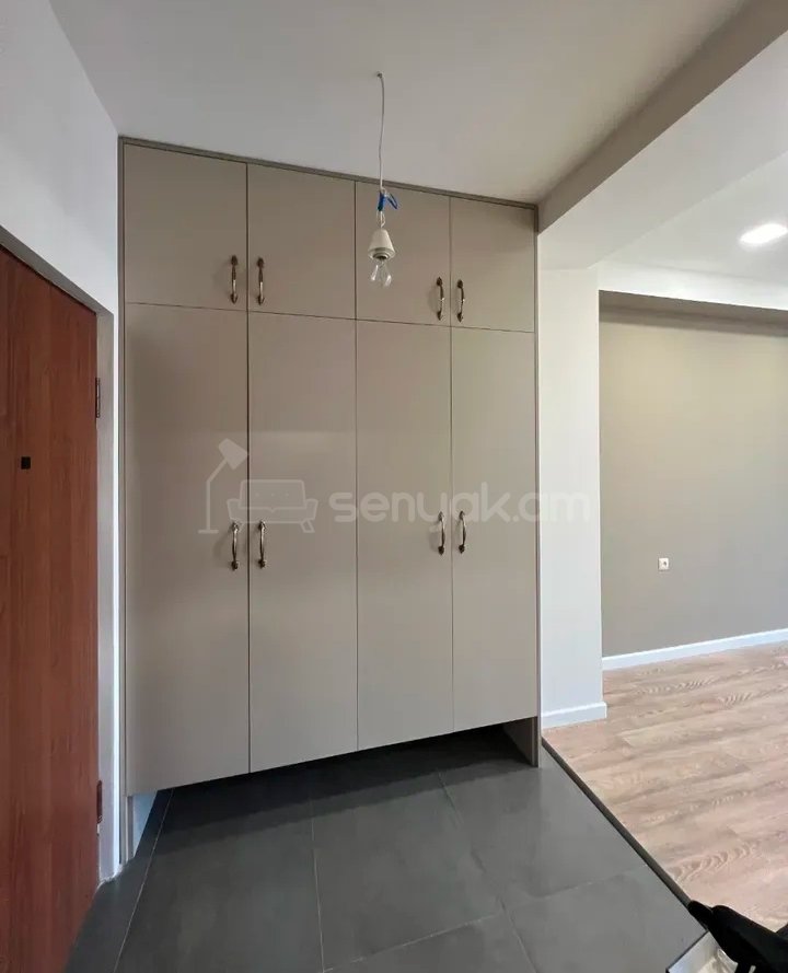 1 Սենյականոց Բնակարան Քարե Շենքում, 39քմ, 3/4 հարկ, Կապիտալ Վերանորոգված