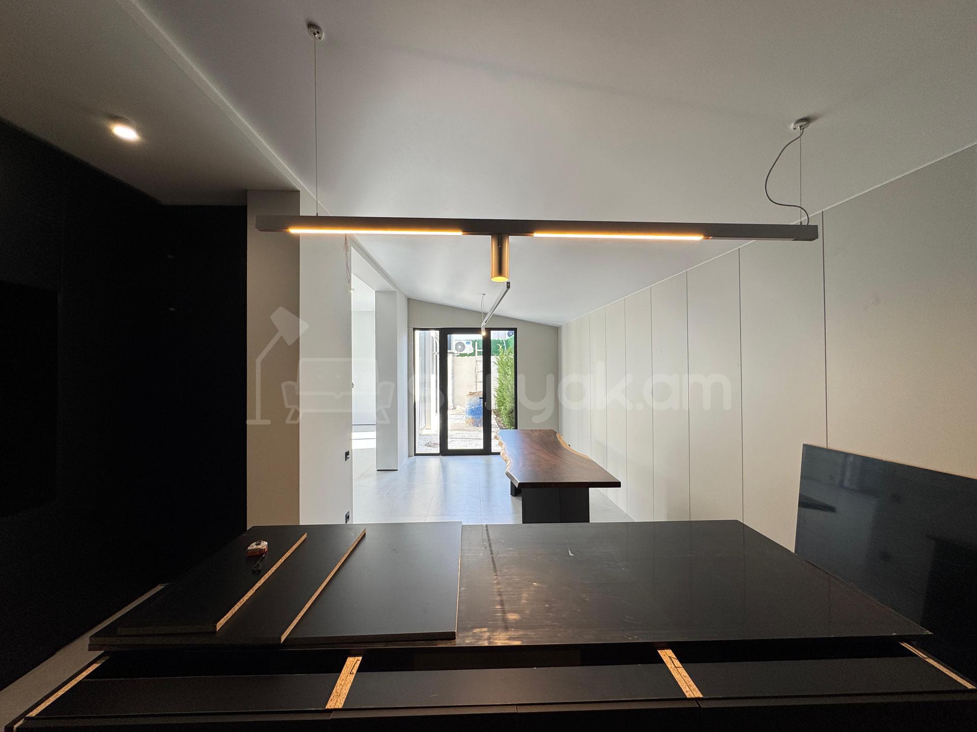 4 Սենյականոց Սեփական Տուն, 250քմ, Դիզայներական Վերանորոգված, Ավտոտնակով