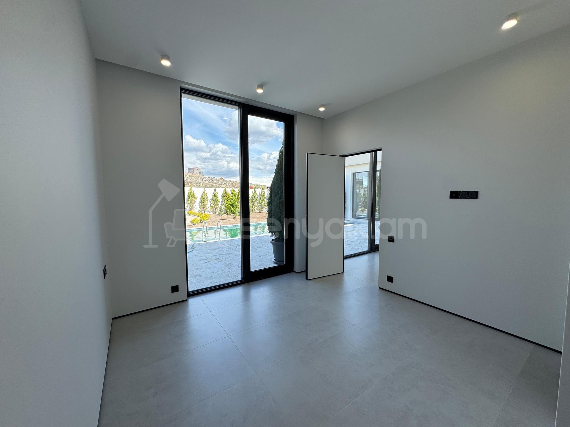 4 Սենյականոց Սեփական Տուն, 250քմ, Դիզայներական Վերանորոգված, Ավտոտնակով