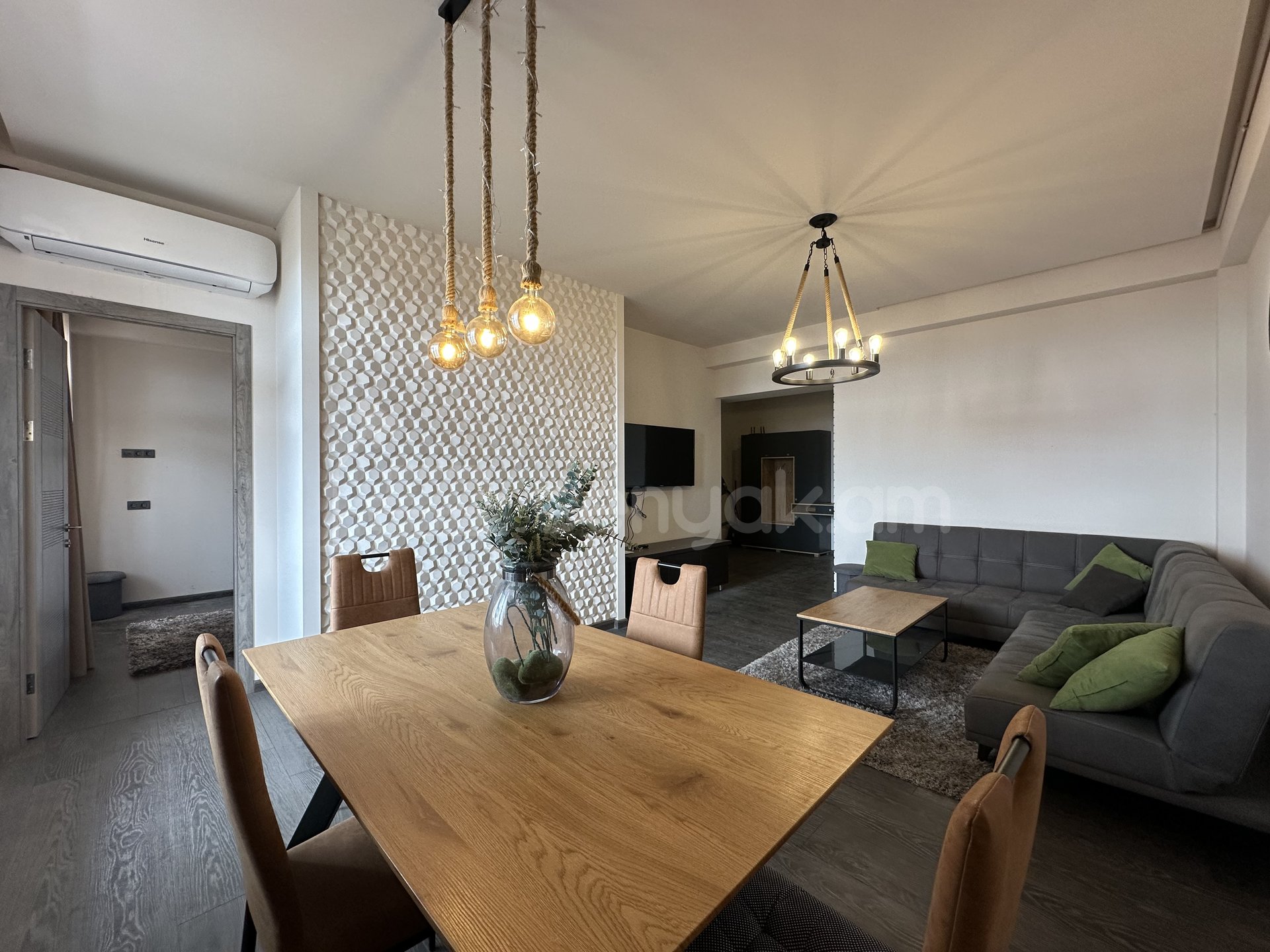 2 Սենյականոց Բնակարան Նորակառույցում, 76քմ, 11/12 հարկ, Կապիտալ Վերանորոգված