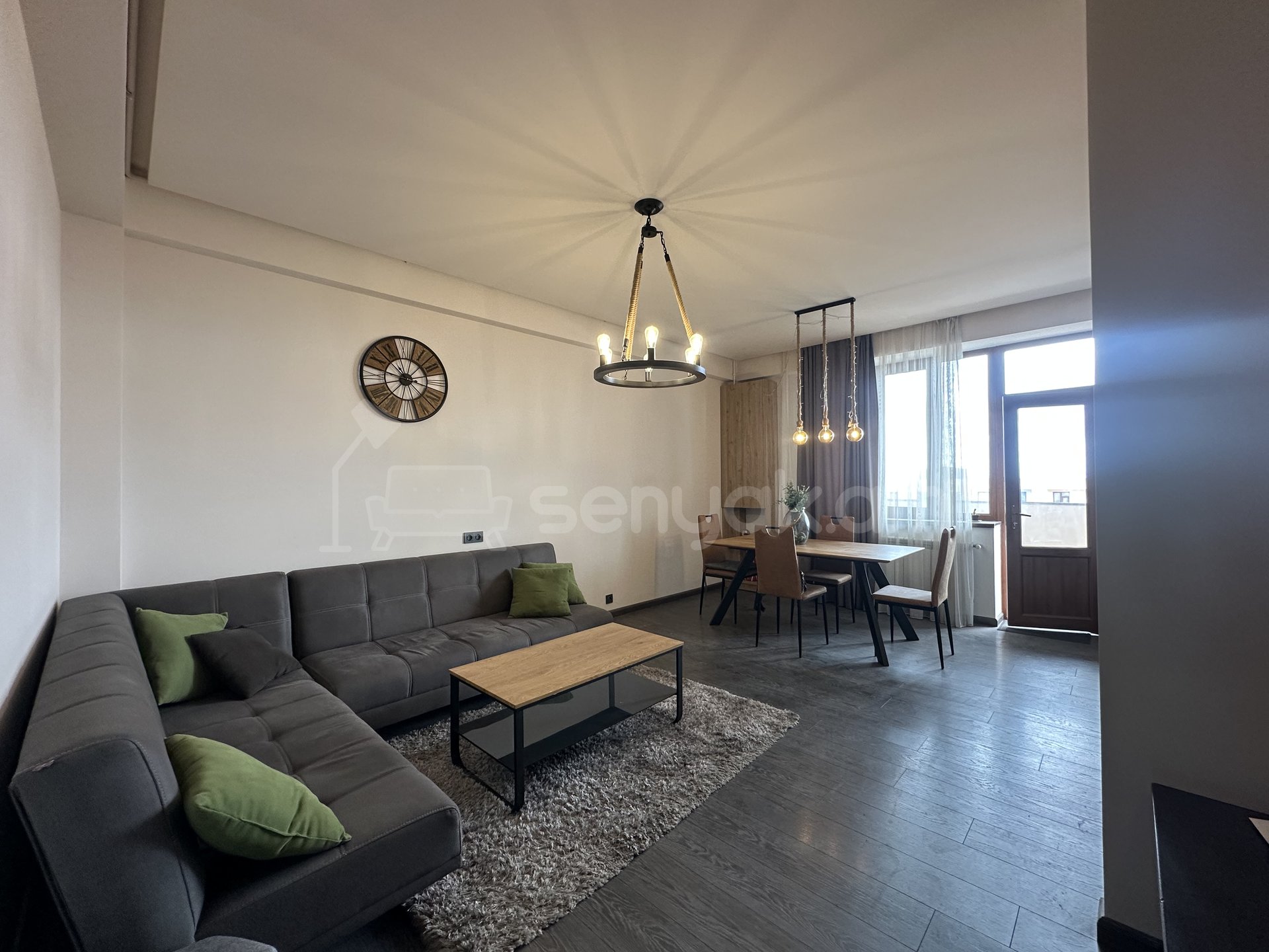 2 Սենյականոց Բնակարան Նորակառույցում, 76քմ, 11/12 հարկ, Կապիտալ Վերանորոգված