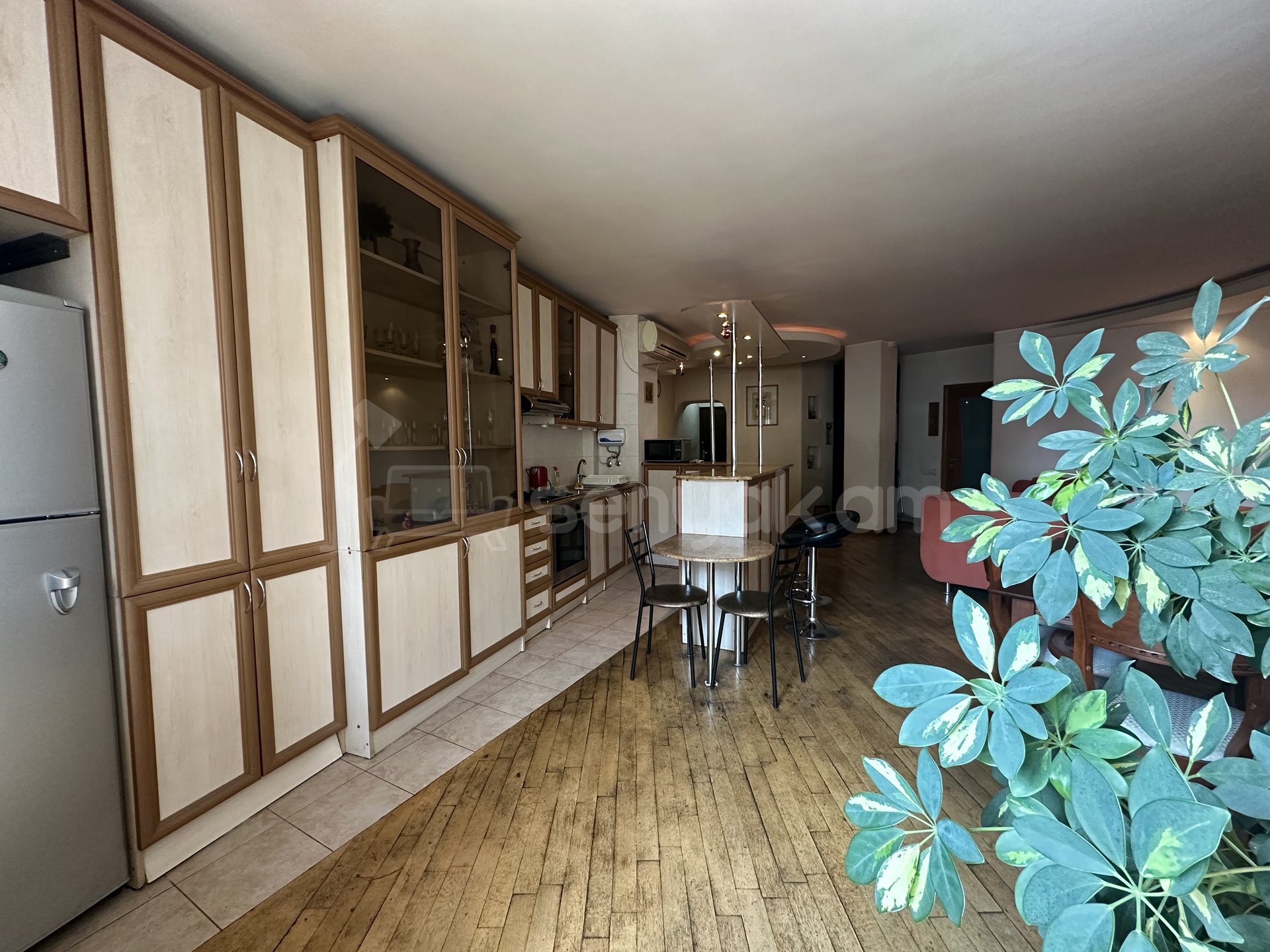 3 Սենյականոց Բնակարան, 75քմ, 6/16 հարկ, Կապիտալ Վերանորոգված