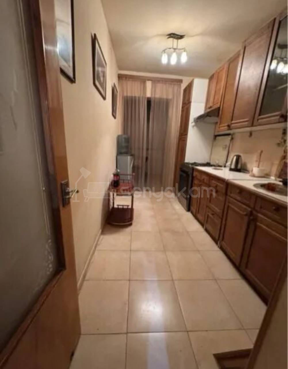 3 Սենյականոց Բնակարան, 65քմ, 2/9 հարկ, Նորմալ Վիճակում, Կահավորված