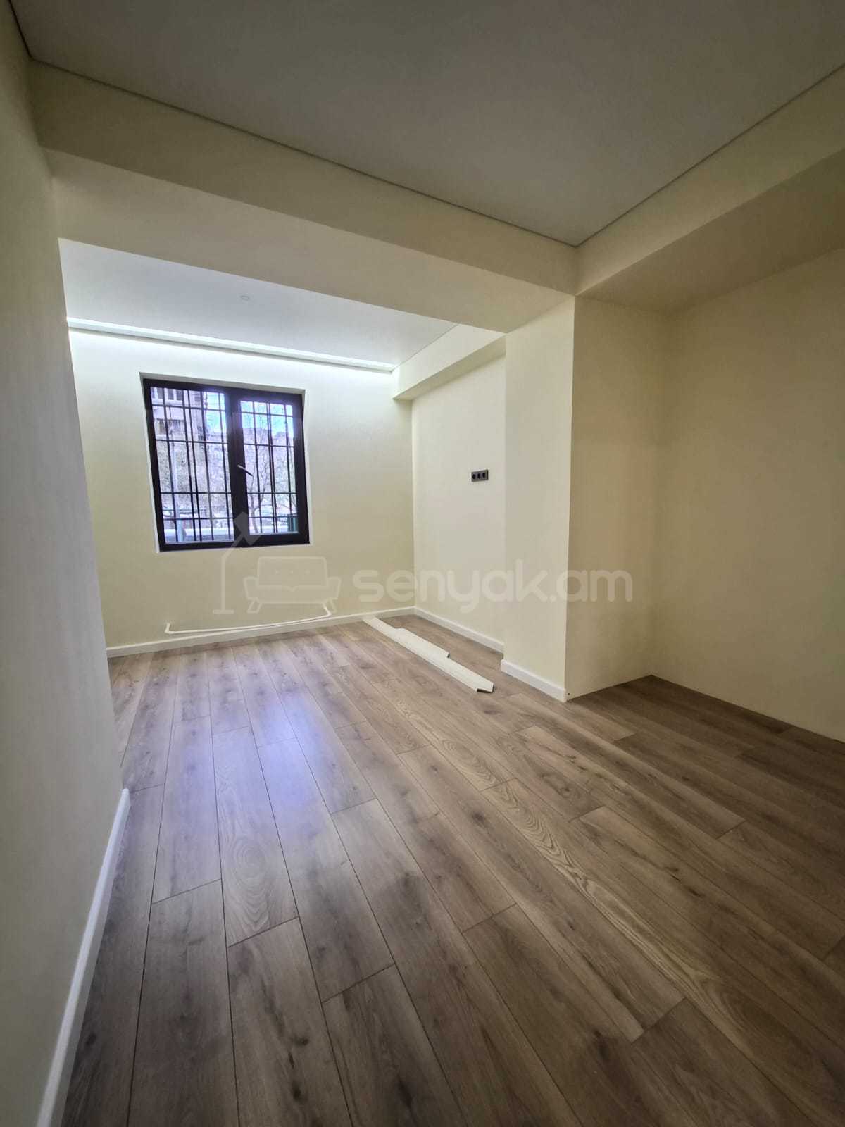 2 Սենյականոց Բնակարան, 40քմ, 1/9 հարկ, Կապիտալ Վերանորոգված