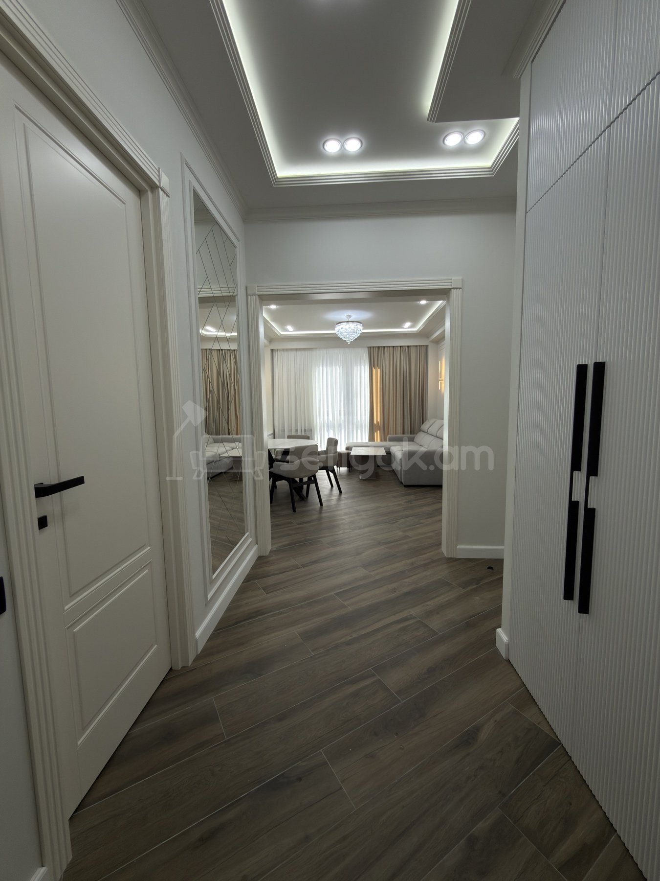 2 Սենյականոց Բնակարան Նորակառույցում, 55քմ, 5/20 հարկ, Դիզայներական Վերանորոգված