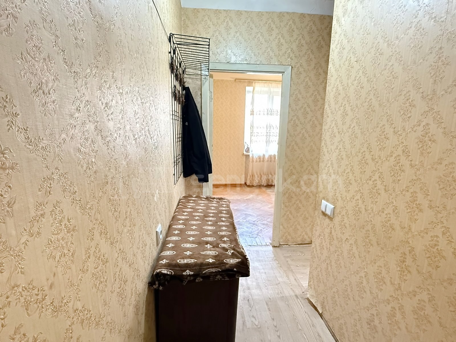 2 Սենյականոց Բնակարան Քարե Շենքում, 53քմ, 2/4 հարկ, Կոսմետիկ Վերանորոգված