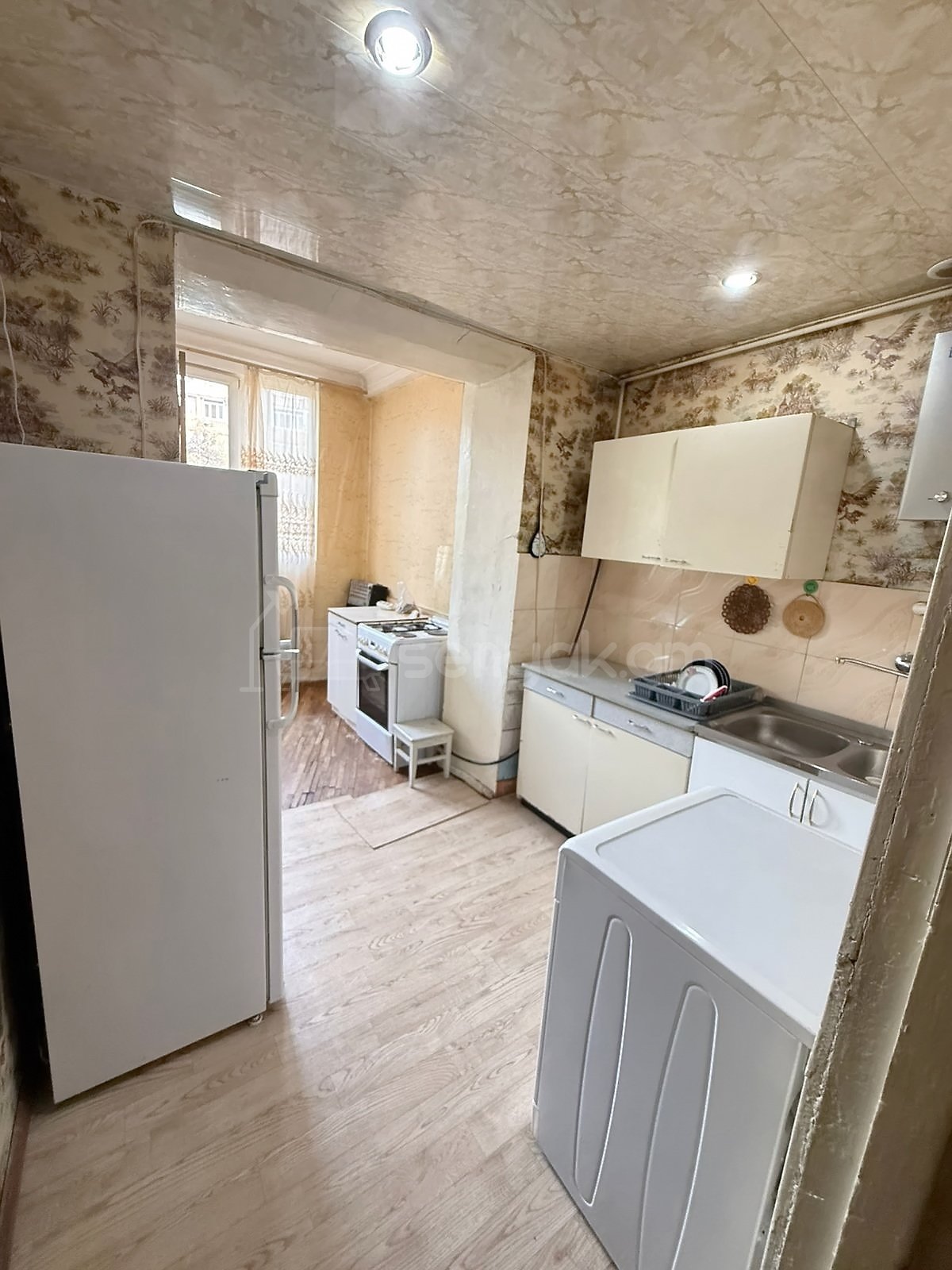 2 Սենյականոց Բնակարան Քարե Շենքում, 53քմ, 2/4 հարկ, Կոսմետիկ Վերանորոգված