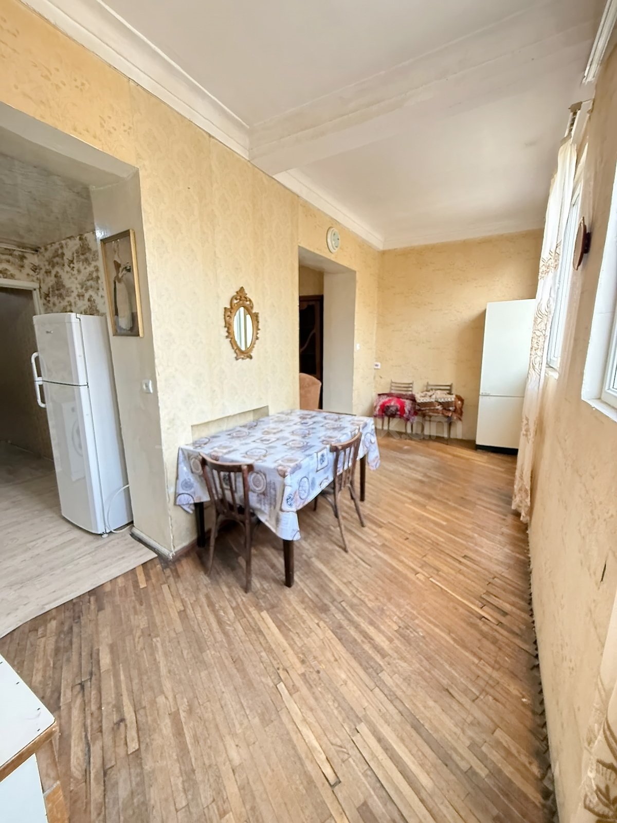 2 Սենյականոց Բնակարան Քարե Շենքում, 53քմ, 2/4 հարկ, Կոսմետիկ Վերանորոգված