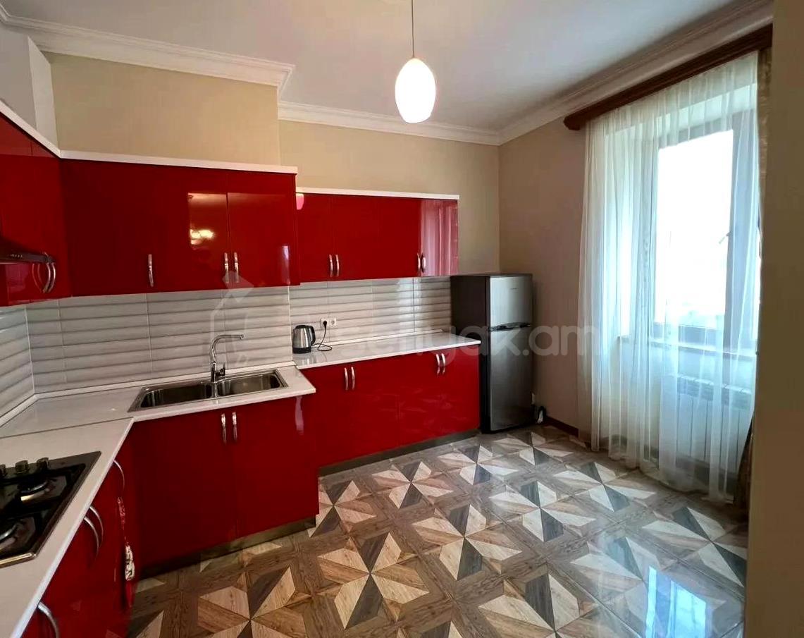 4 Սենյականոց Բնակարան Նորակառույցում, 105քմ, 8/18 հարկ, Կապիտալ Վերանորոգված