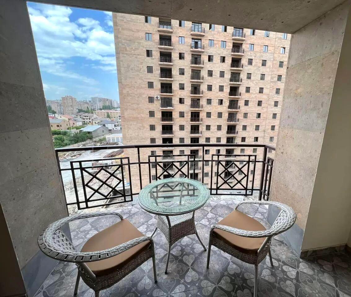 4 Սենյականոց Բնակարան Նորակառույցում, 105քմ, 8/18 հարկ, Կապիտալ Վերանորոգված