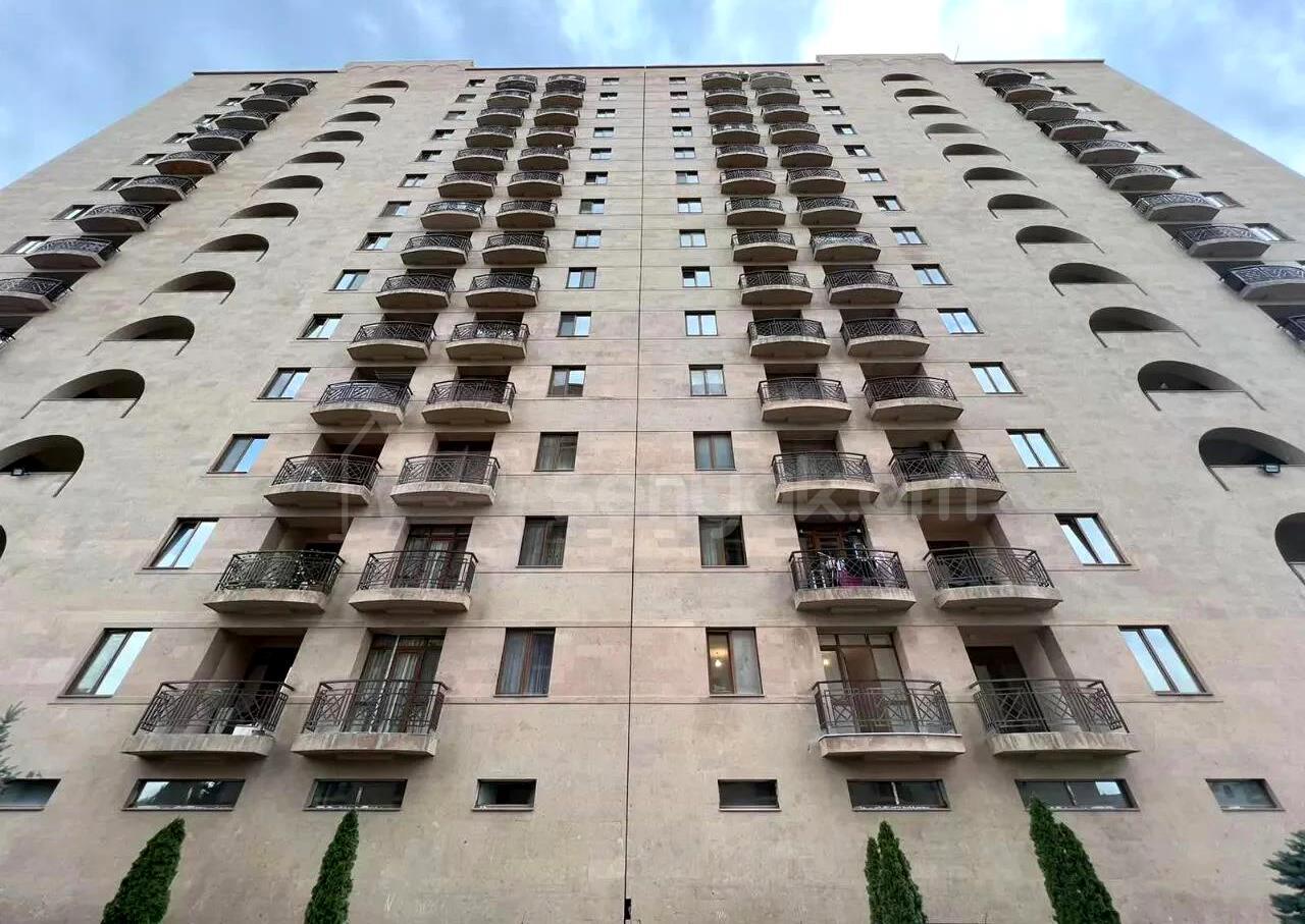 4 Սենյականոց Բնակարան Նորակառույցում, 105քմ, 8/18 հարկ, Կապիտալ Վերանորոգված