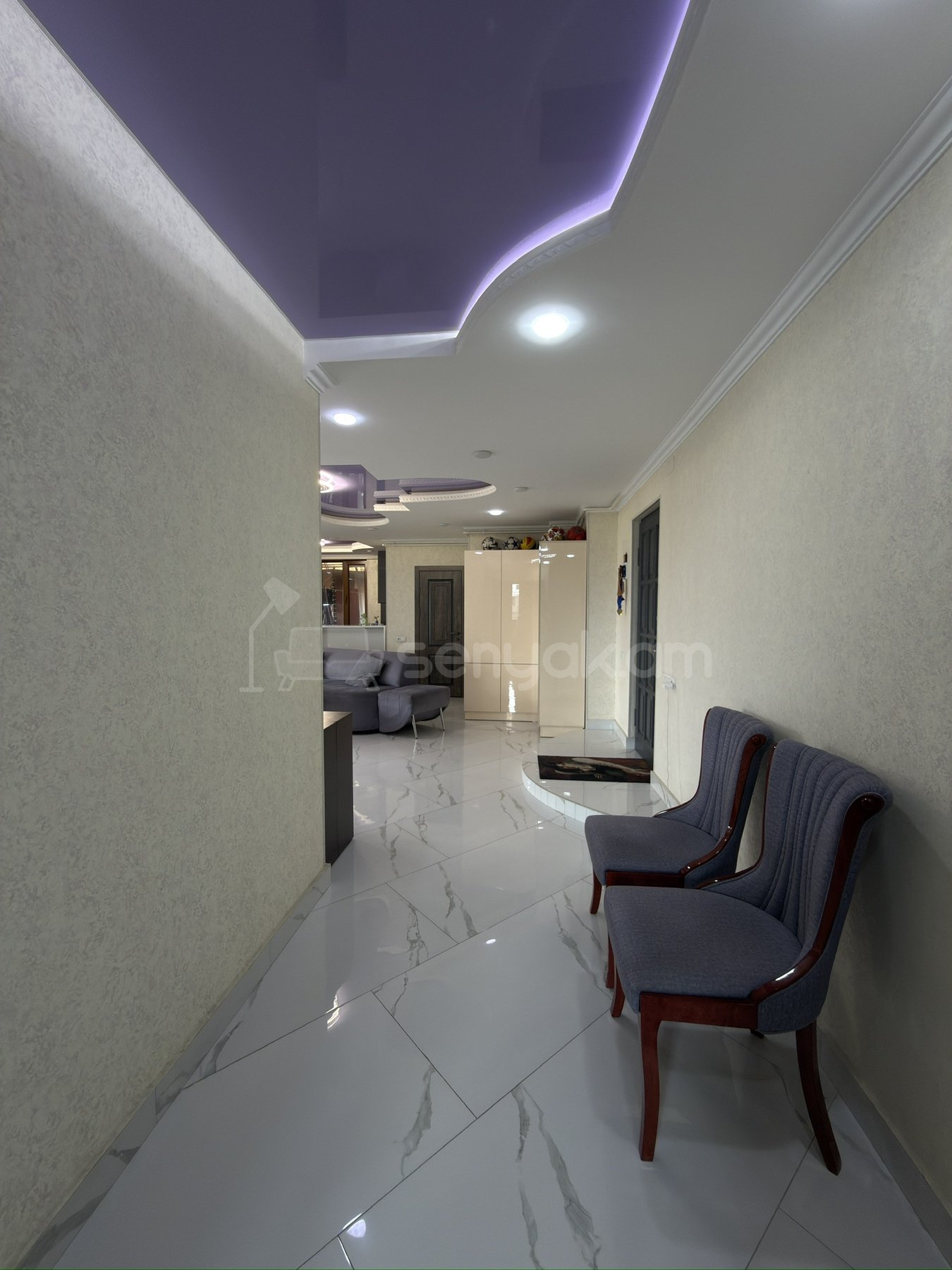 4 Սենյականոց Բնակարան Քարե Շենքում, 90քմ, 6/6 հարկ, Դիզայներական Վերանորոգված