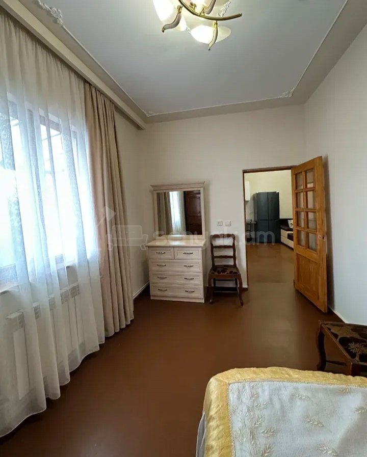 3 Սենյականոց Սեփական Տուն, 80քմ, Նորմալ Վիճակում, Կահավորված