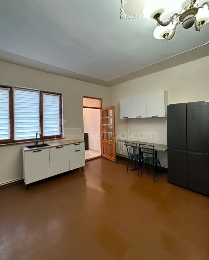 3 Սենյականոց Սեփական Տուն, 80քմ, Նորմալ Վիճակում, Կահավորված