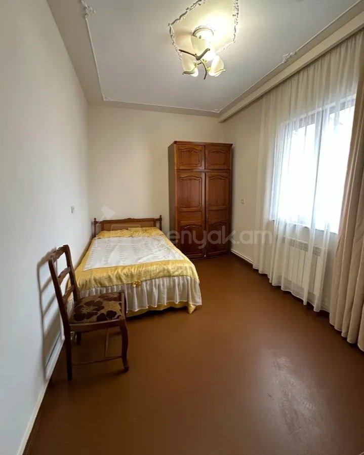 3 Սենյականոց Սեփական Տուն, 80քմ, Նորմալ Վիճակում, Կահավորված