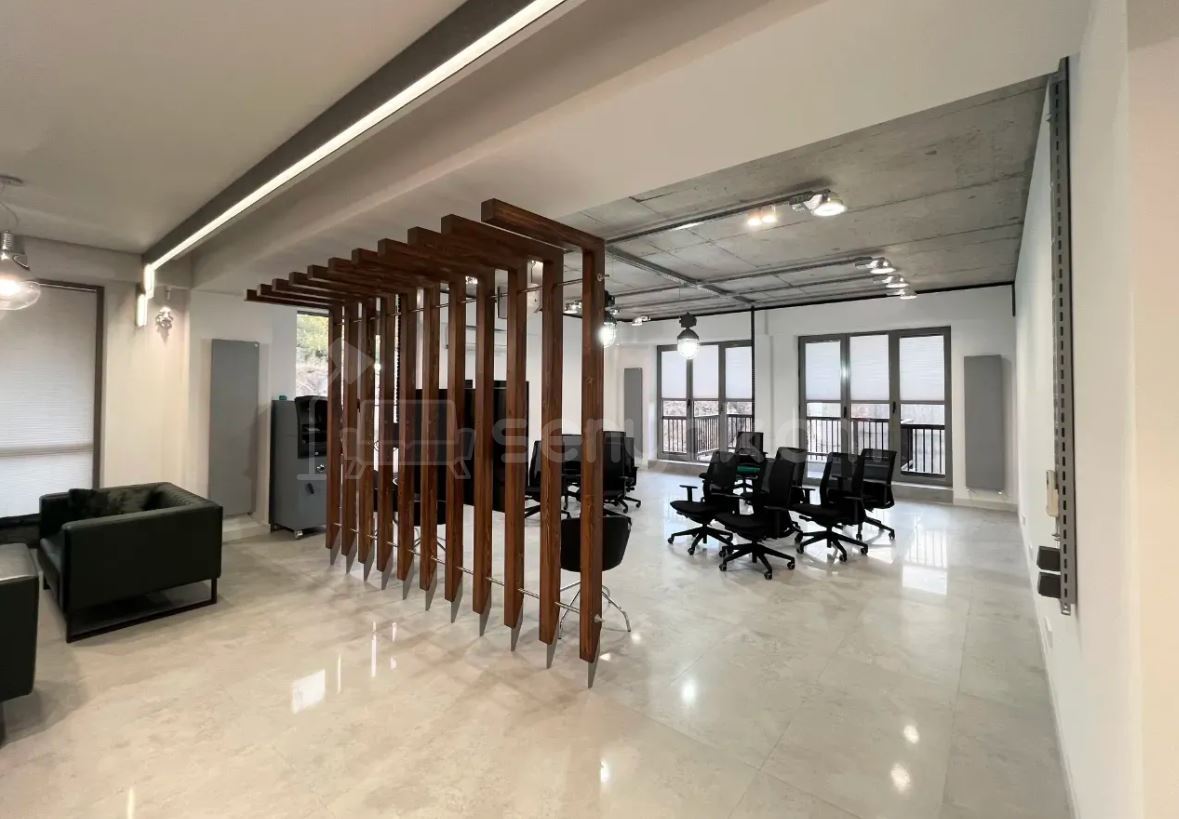 Նորակառույց Օֆիսային Տարածք, 100քմ