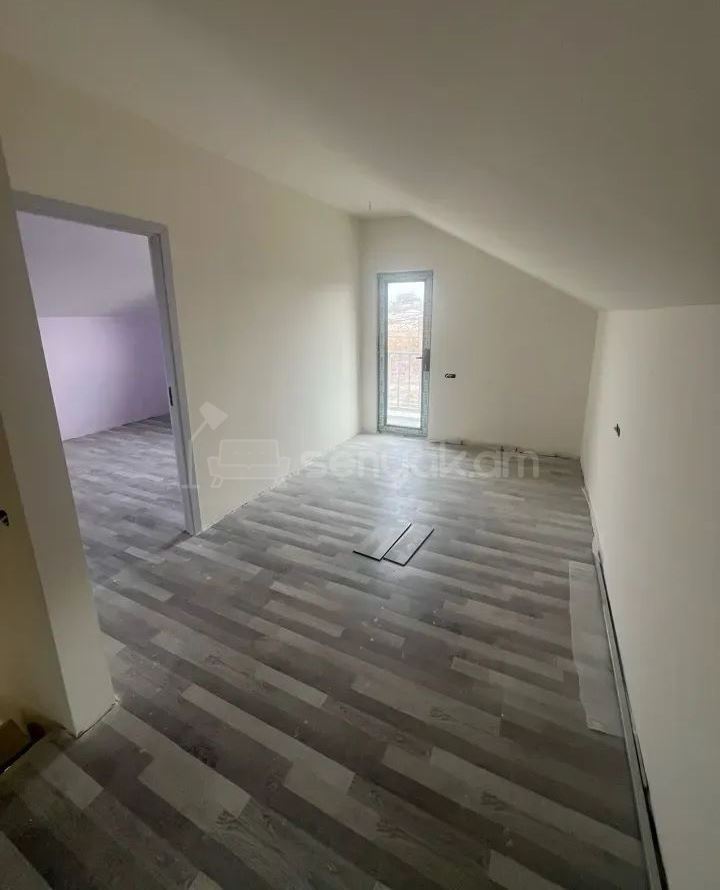 4 Սենյականոց Սեփական Տուն, 115քմ, Կապիտալ Վերանորոգված