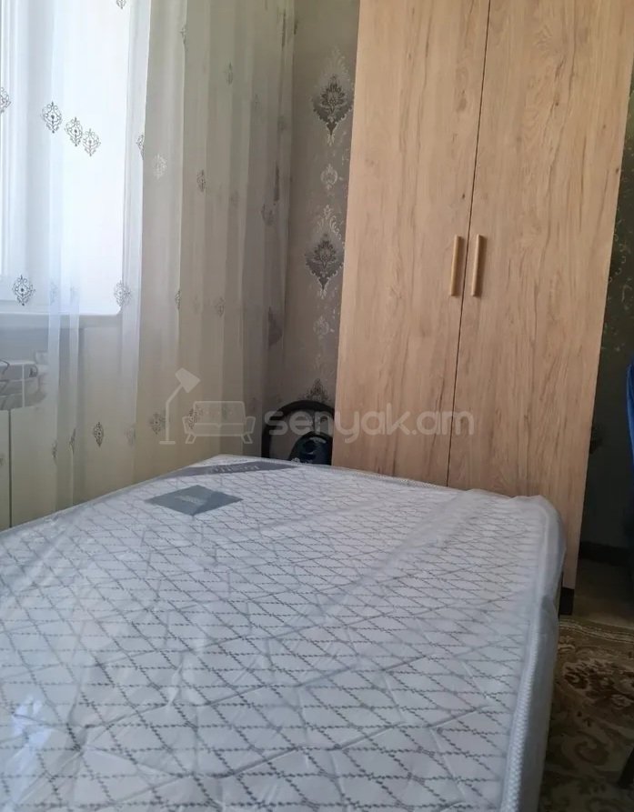 2 Սենյականոց Բնակարան Քարե Շենքում, 57քմ, 3/5 հարկ, Կապիտալ Վերանորոգված, Կահավորված