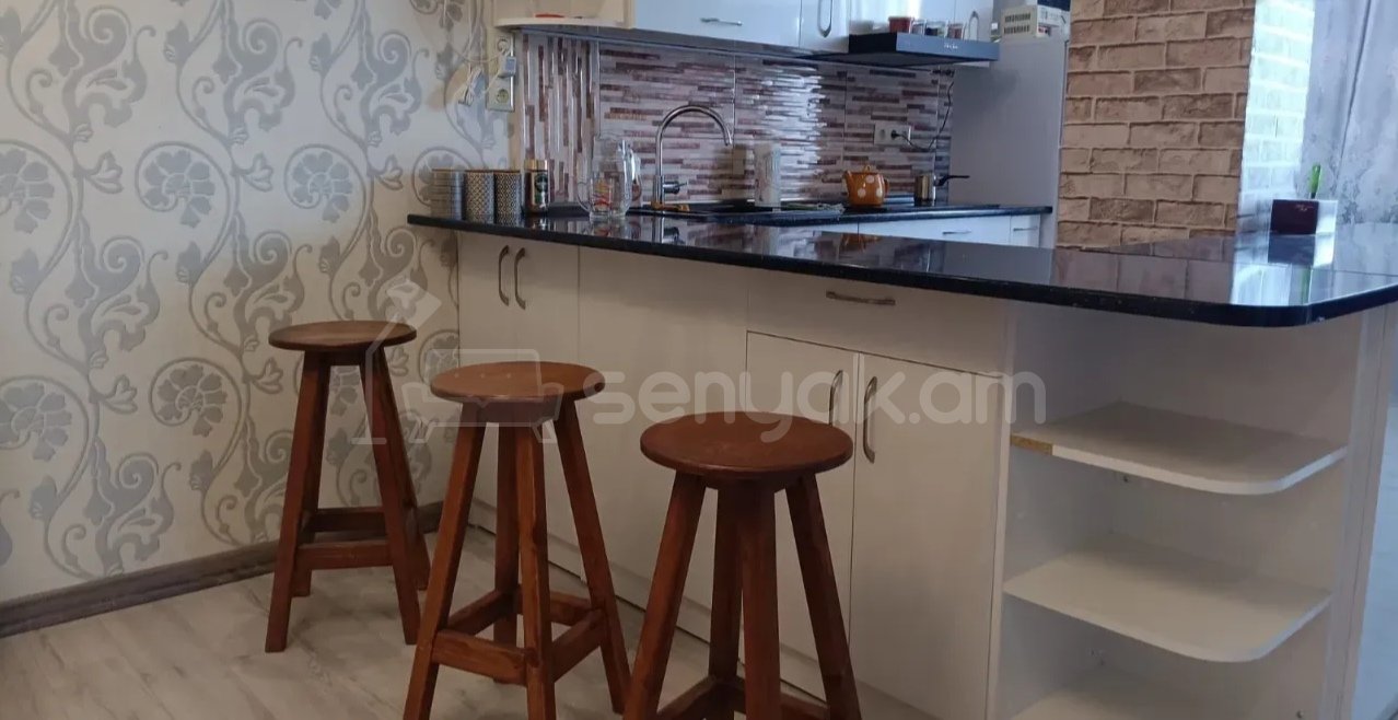 3 Սենյականոց Բնակարան, 70քմ, 8/12 հարկ, Դիզայներական Վերանորոգված, Կահավորված